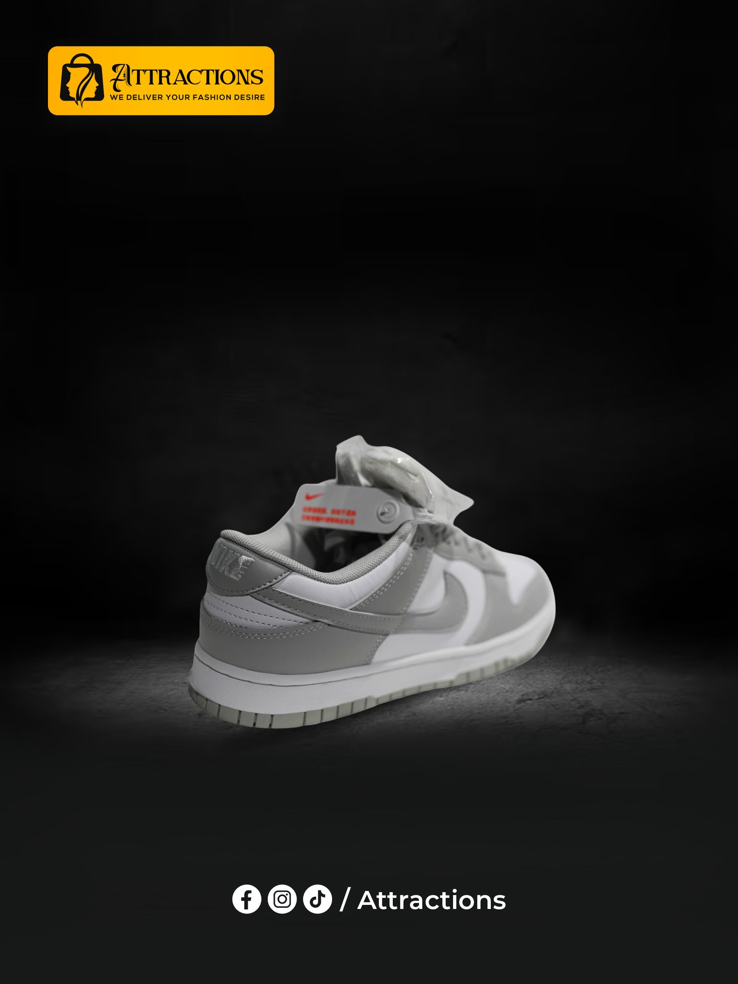 NIKE DUNK LOW  WHITE/GREY (MASTERS)