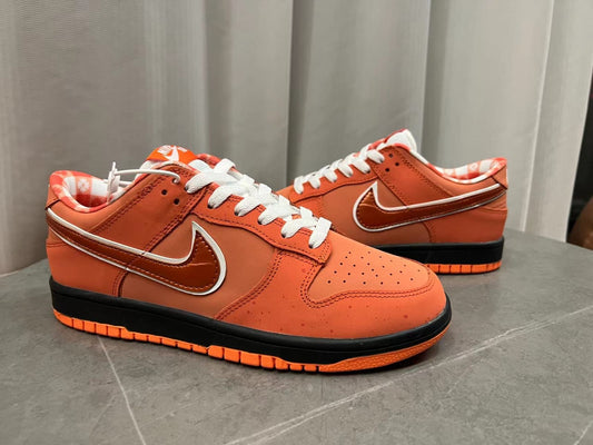 NIKE DUNCK LOW SB ORANGE LOBSTER EDITION (MASTER'S)